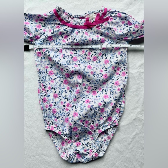 OshKosh Baby Girl Floral Top & Long Sleeve Bodysuit Lot β Size 12M - Picture 4 of 11
